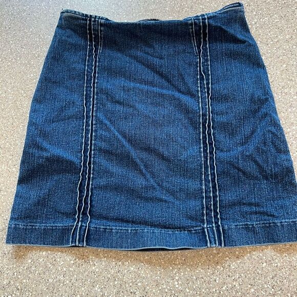 Calvin Klein Jeans ~ Denim Skirt ~ Size 8 ~ Vintage - Picture 2 of 4